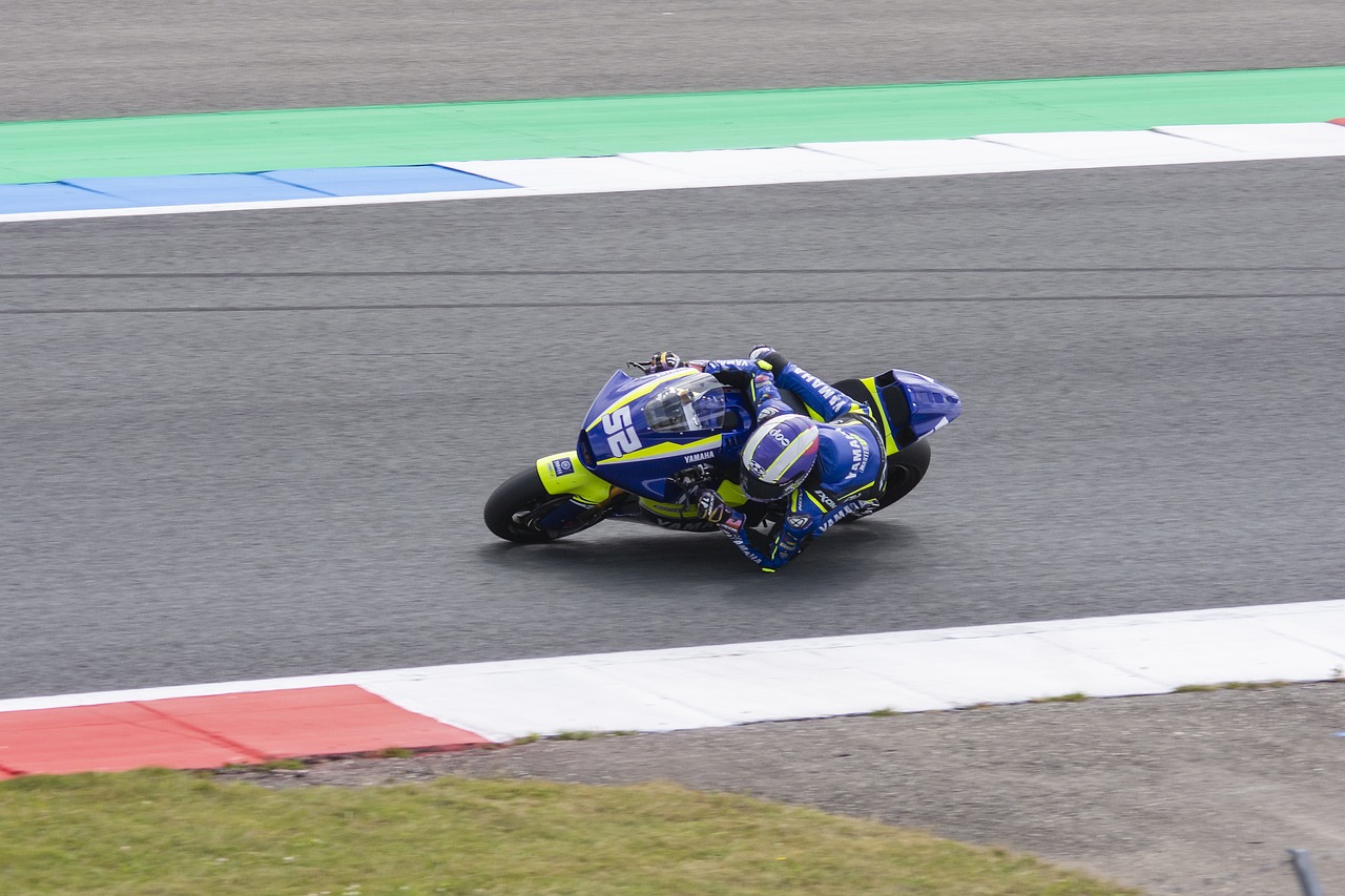 争更加扑朔 争更加扑朔