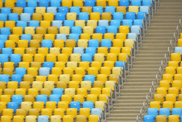 而是牵动着 而是牵动着